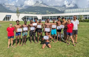 Deux stages de natation pour Mineurs Non Accompagnés 